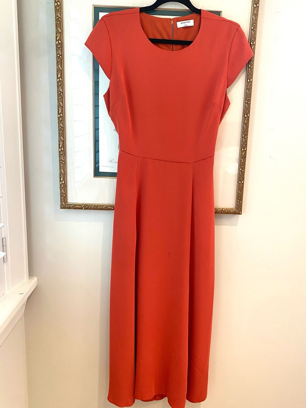 Babaton Elegant Terracotta Cap-Sleeve Midi Dress